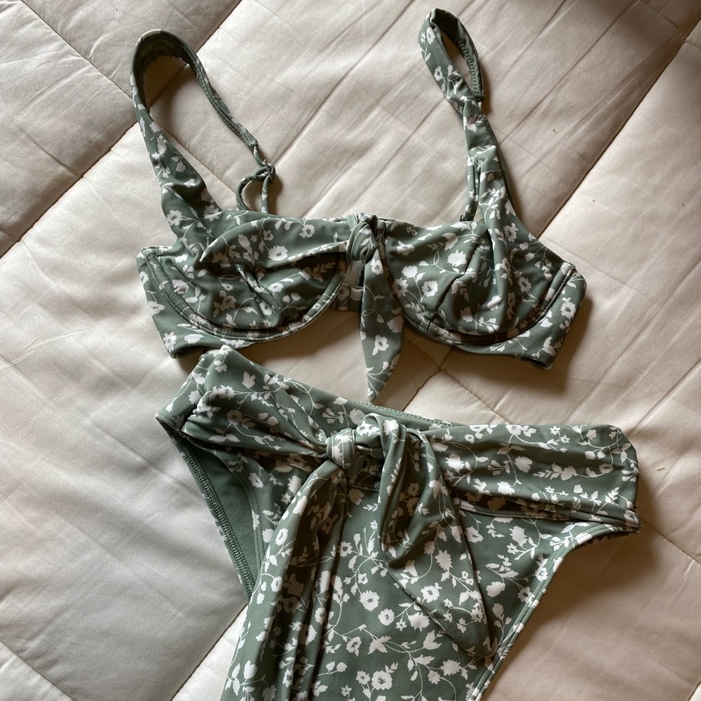 Abercrombie swimsuit